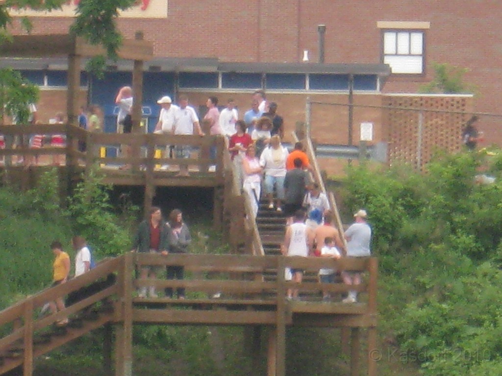 Solstice 10K 2010-06 0225.jpg - The 2010 running of the Northville Michigan Solstice 10K race. Six miles of heat, humidity and hills.